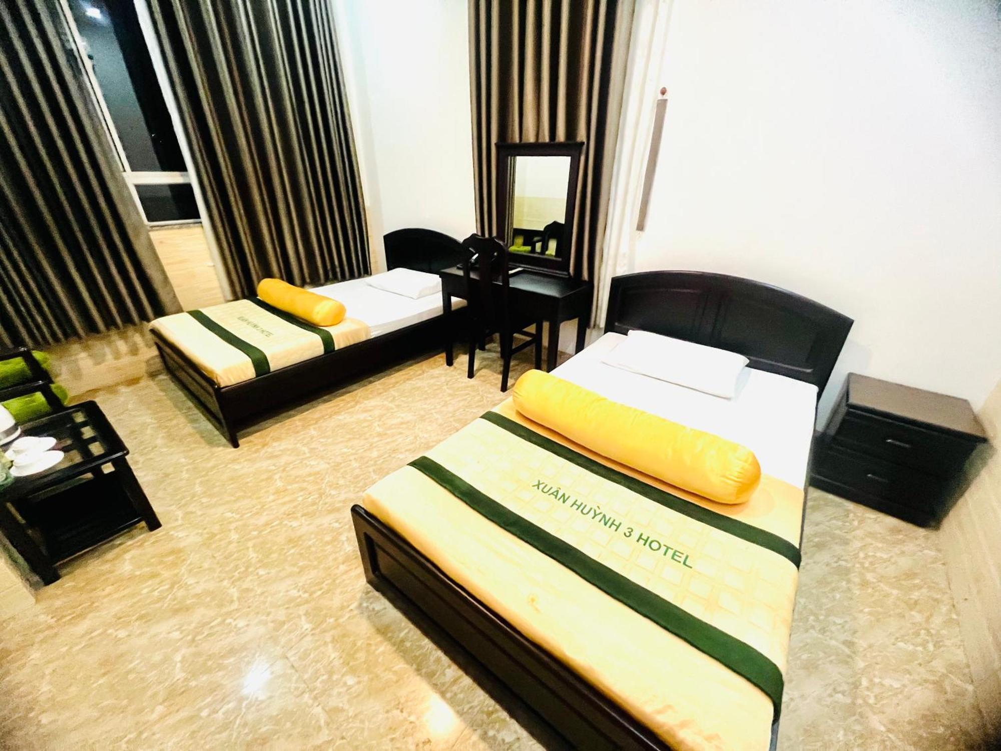 Xuan Huynh 3 Hotel Soc Trang Bagian luar foto