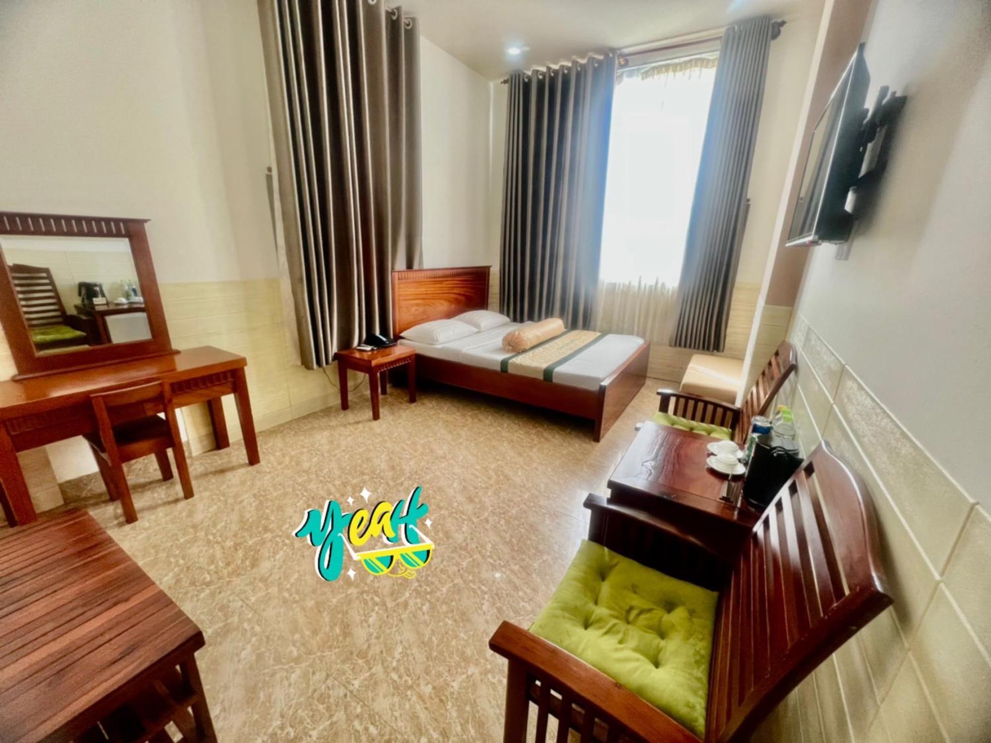 Xuan Huynh 3 Hotel Soc Trang Bagian luar foto