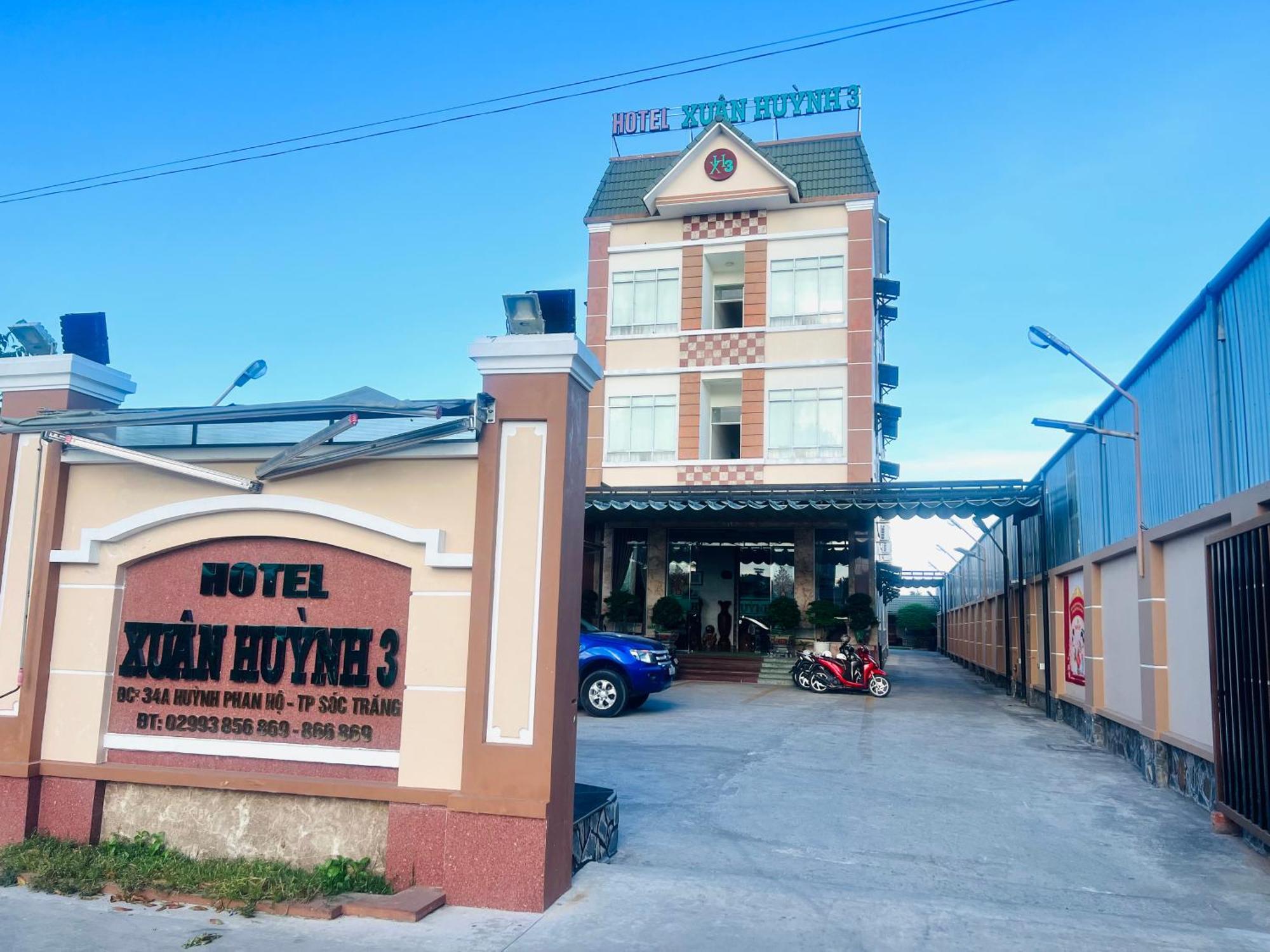 Xuan Huynh 3 Hotel Soc Trang Bagian luar foto